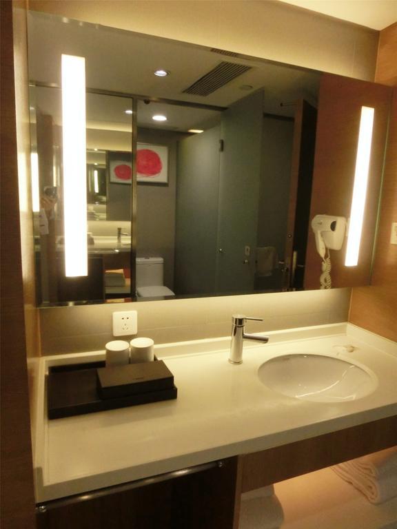 Ji Hotel Guangzhou Zhujiang New Town Номер фото
