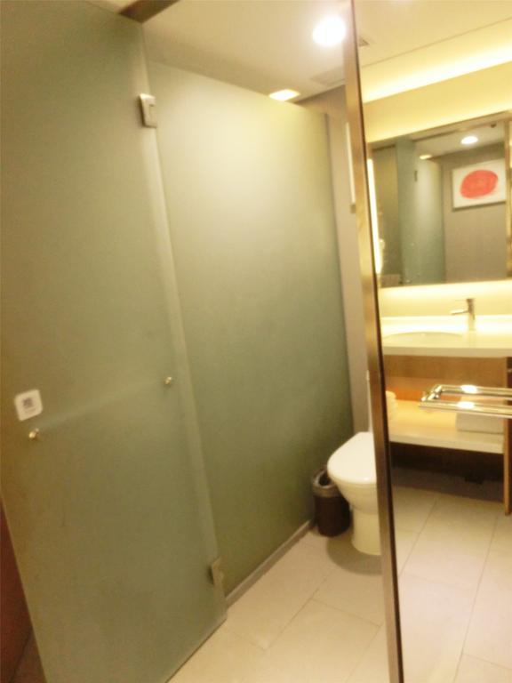 Ji Hotel Guangzhou Zhujiang New Town Номер фото